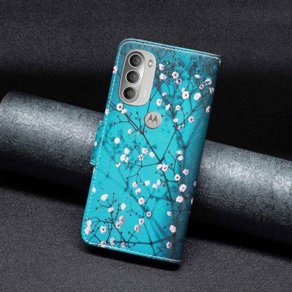 Wonderland Motorola Moto G51 5G flip case - Winter Sweet Online